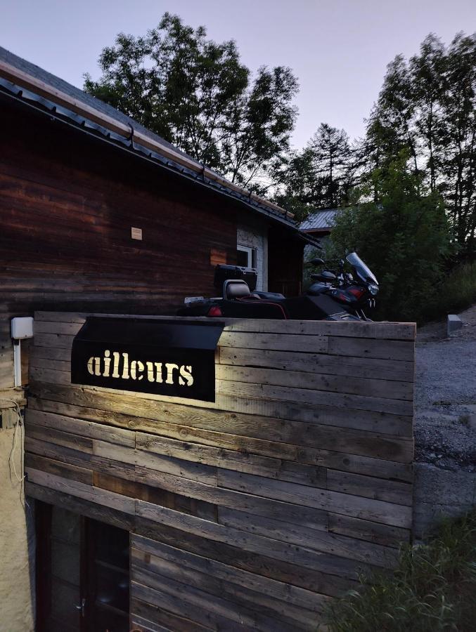 Chalet Ailleurs Appartement A Molines En Queyras Экстерьер фото