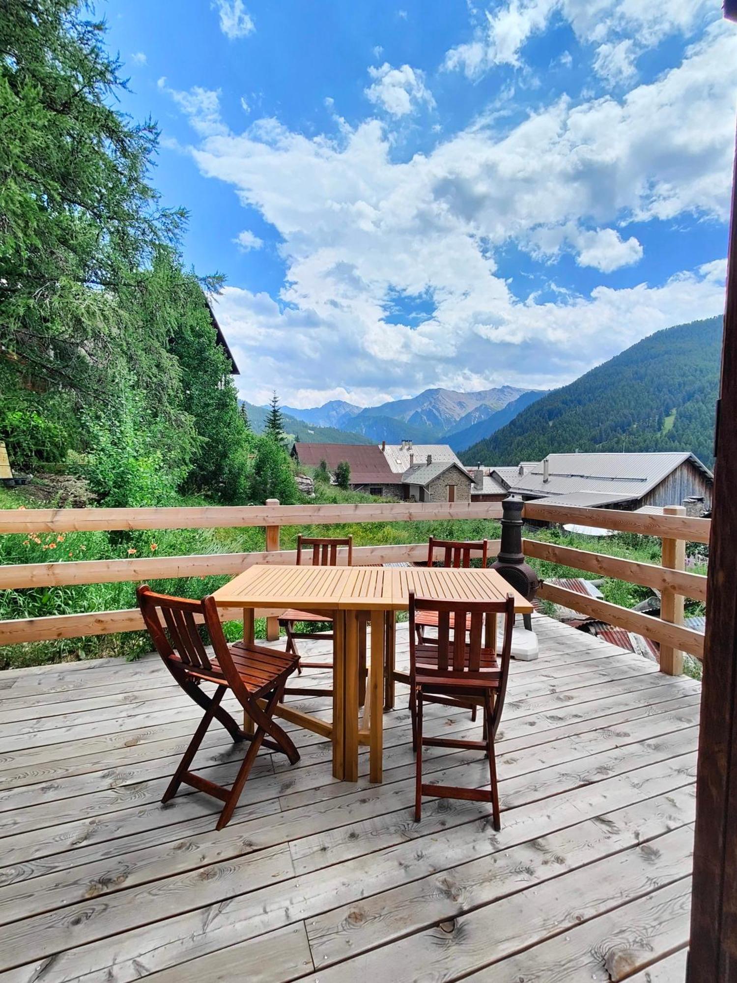 Chalet Ailleurs Appartement A Molines En Queyras Экстерьер фото